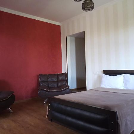 Apartment In The Heart Of Old Тбилиси Екстериор снимка