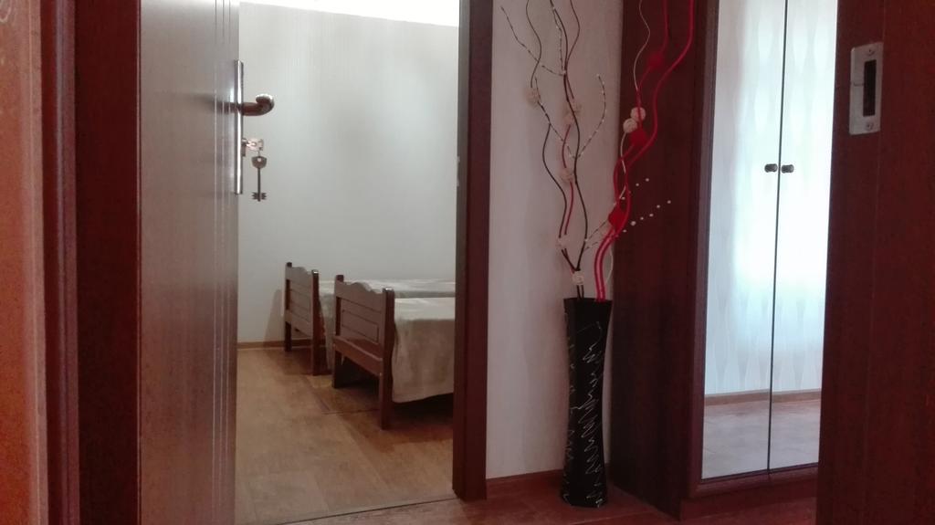 Apartment In The Heart Of Old Тбилиси Екстериор снимка