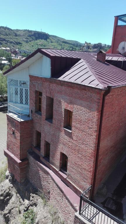 Apartment In The Heart Of Old Тбилиси Екстериор снимка