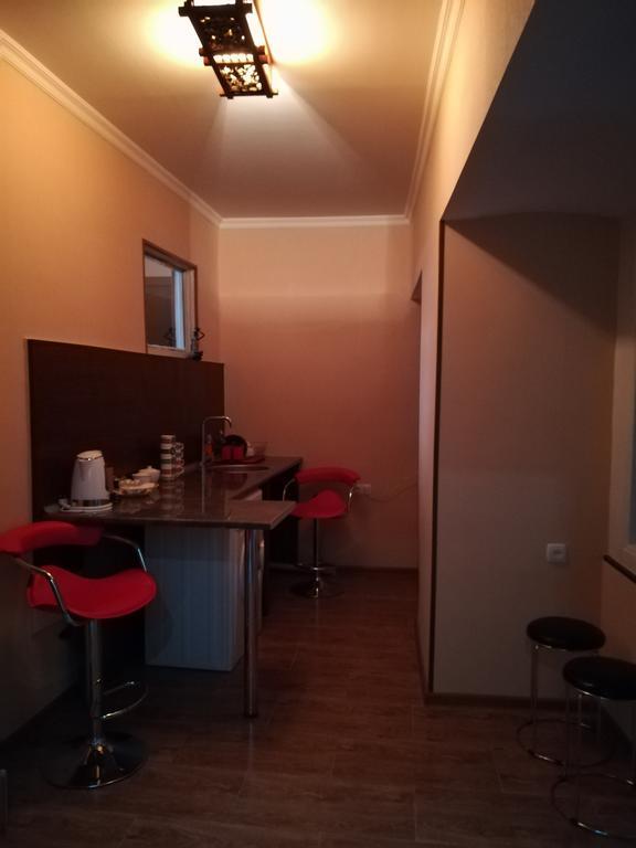 Apartment In The Heart Of Old Тбилиси Екстериор снимка